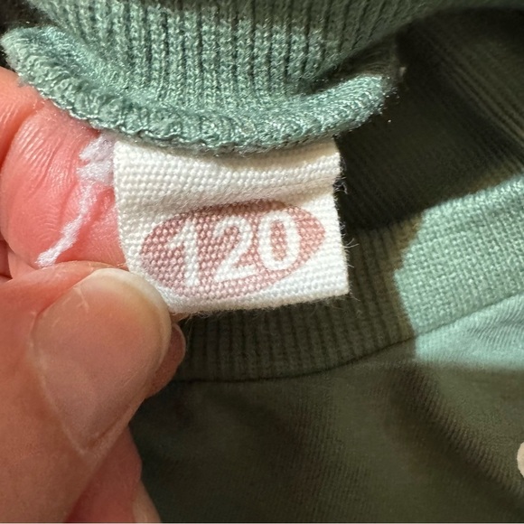 Candy Cane Green Sweatshirt Christmas Long Sleeve Top Toddler Boy Girl 2T - Picture 5 of 5